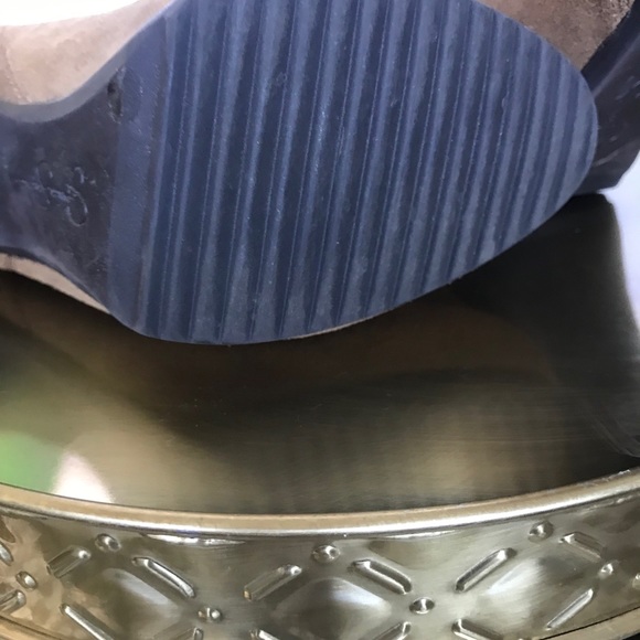 Jessica Simpson Brown Suede Platform Ankle Booties Size 6.5 - Picture 4 of 7